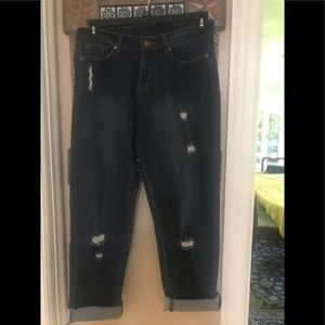Wendy Williams distressed jeans; size 8